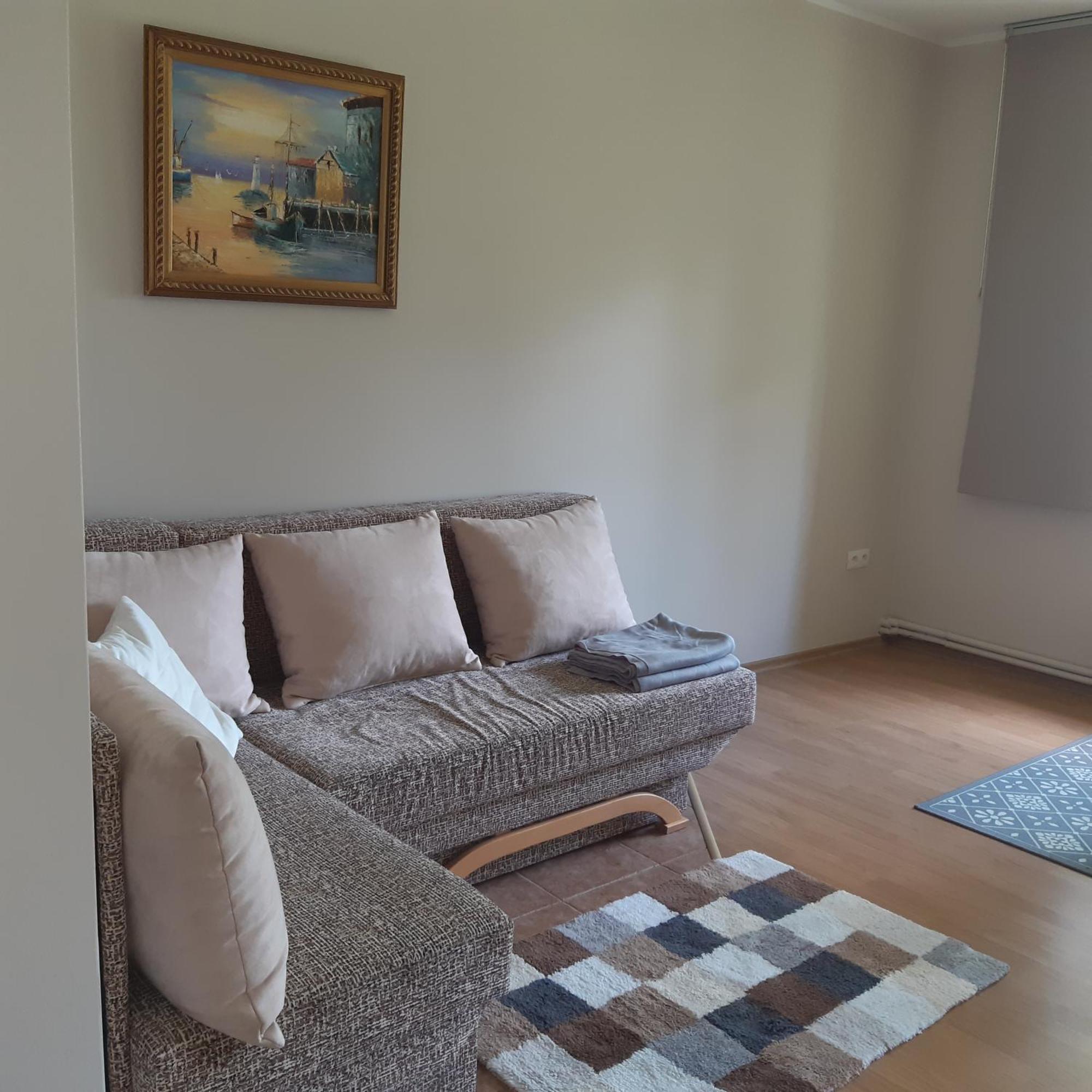 Dworek Szarki Kamer foto