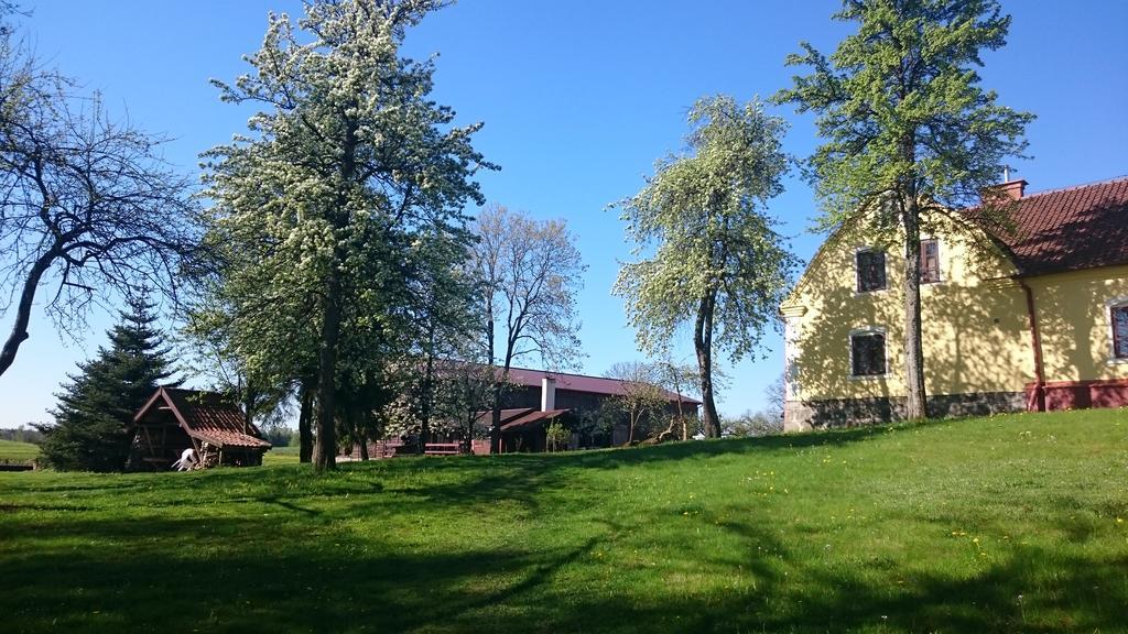 Dworek Szarki Buitenkant foto