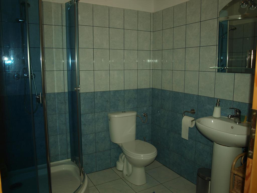 Dworek Szarki Buitenkant foto