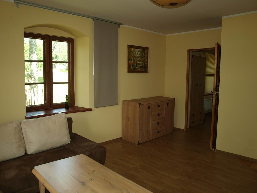Dworek Szarki Buitenkant foto