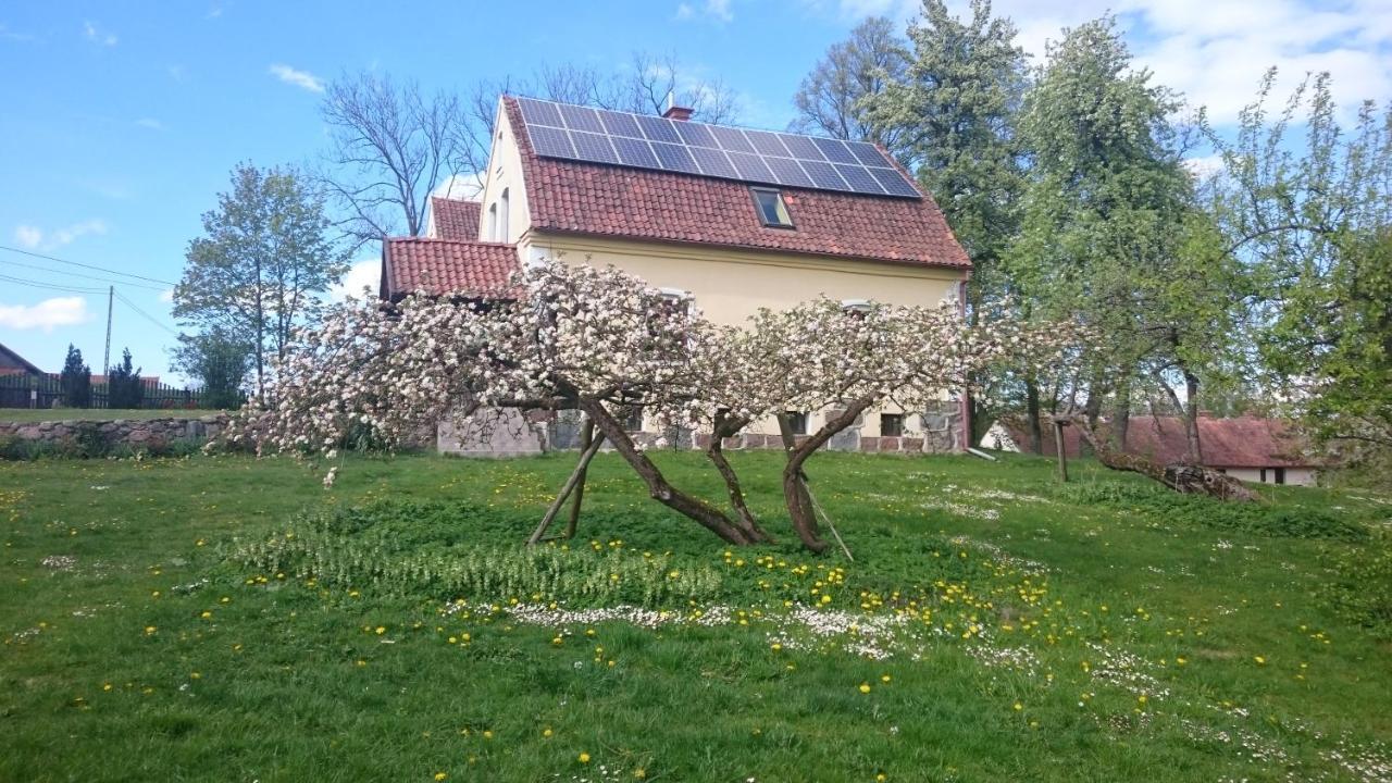 Dworek Szarki Buitenkant foto